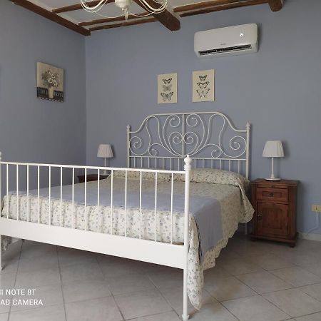 Alloggio Turistico Amalasunta San Lorenzo Nuovo Bagian luar foto